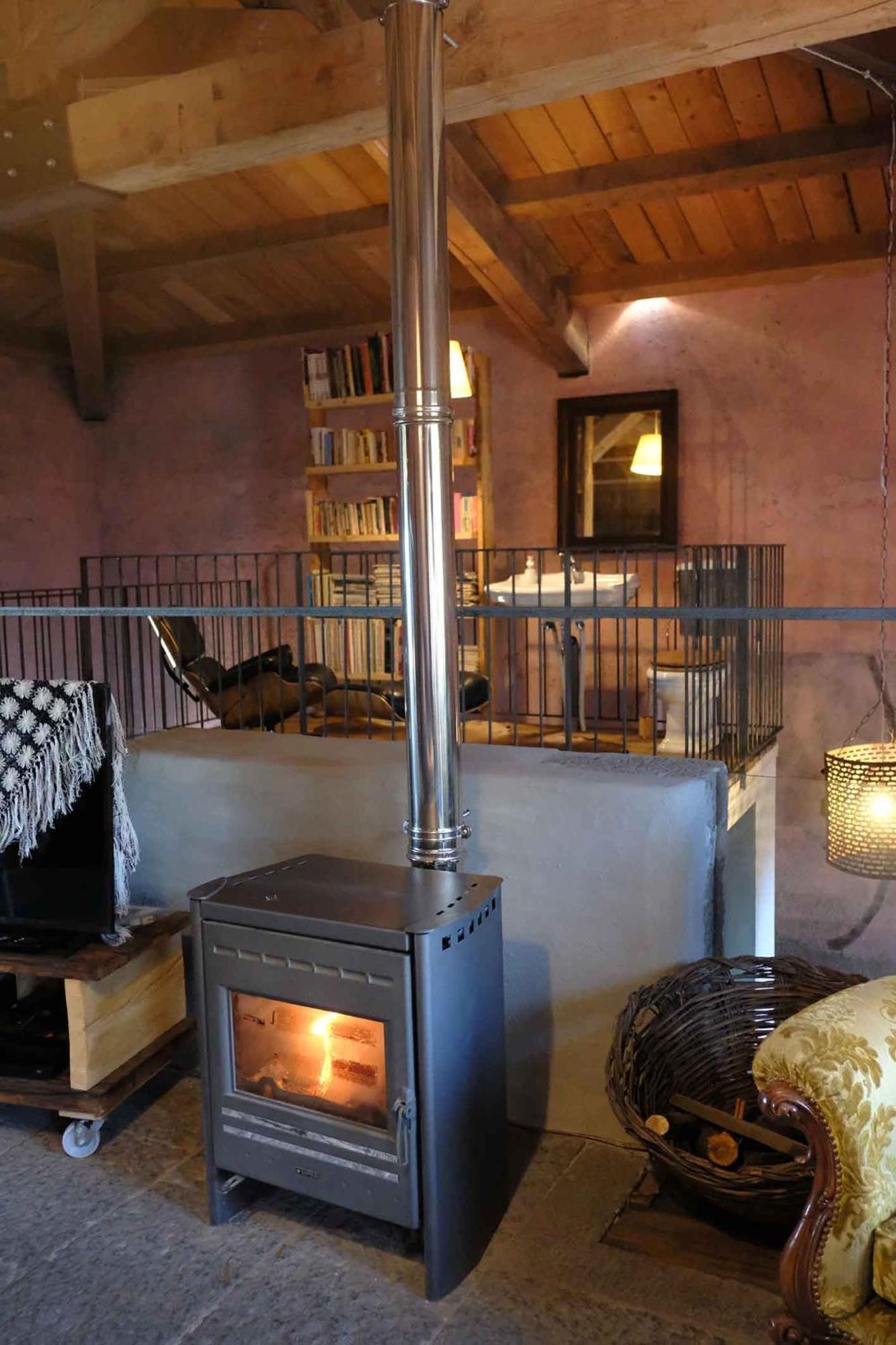 Milo Agriproduction Guest House ภายนอก รูปภาพ